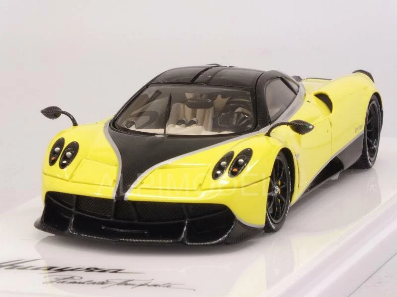 Pagani Huayra Pacchetto Tempesta 2016 Yellow Ginevra 1:43 TRUESCALE TSM430184 - Immagine 1 di 1