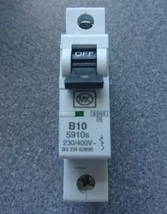 MK 5910s B10 Amp 10A Type B MCB 230v 6kA miniature Circuit Breaker BS EN 60898 - Picture 1 of 2