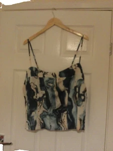 Pretty Little Thing Womens Size 22 Corset Style Blue White Top. Zip Details. - Picture 1 of 4