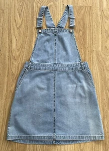 NEW LOOK SIZE 12 CUTE LIGHT BLUE DENIM PINAFORE DRESS WITH POCKETS - Picture 1 of 3