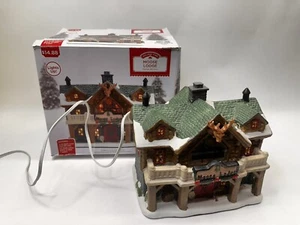 Holiday Time Weihnachten Jagdschloss Cabana de Caza 2019 beleuchtet Land Charm - Bild 1 von 5