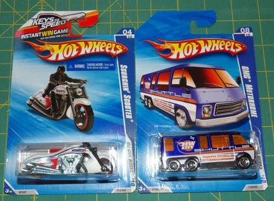 2X - 2010 Hot Wheels HW City Works - Scorchin' Scooter & GMC Motorhome - Image 1 of 4