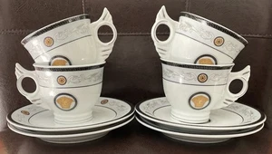 Set 4 tazze e piattini da caffè/tè in porcellana MEDUSA - Foto 1 di 14