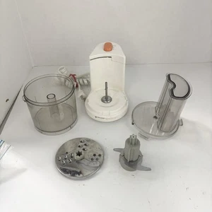Black &Decker Handy Shortcut Mini Kompakt Küchenmaschine HMP30 Typ 1 getestet - Bild 1 von 5