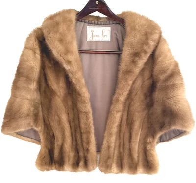 VINTAGE JONES FURS REAL MINK STOLE WRAP SHAWL CAPE POCKETS MID-CENTURY 40s 50s - Image 1 of 4