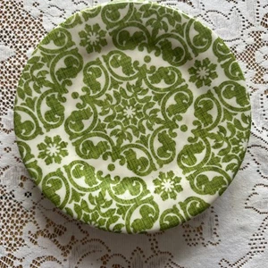 4er Set Pier 1 Royal Regal Rankgitter limettengrün Melamin 8 3/8" Salatteller - Bild 1 von 7