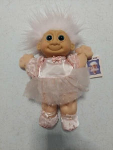 NICE TROLL KIDZ DOLL DANCER BALLERINA 11" VERY CUTE COLLECTIBLE BY RUSS BERRIE - Picture 1 of 11