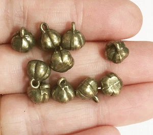 10 pcs of Antique bronze pumpkin Charm 9x8x7.5mm, Antique bronze pumpkin charm, - Picture 1 of 1