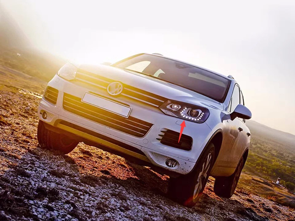 Faro de lente láser LED delantero de plástico ABS para Volkswagen Touareg 2011-2015 Foto 1 de 4