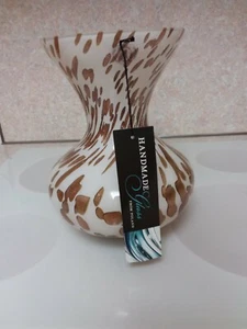 Beautiful Hand Made Polish 10" Art Glass Off White and Gold Glitter Vase - Picture 1 of 11