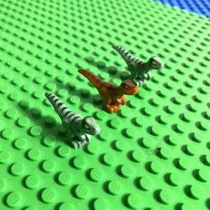Lego Jurassic World Baby Dinosaur Minifigures Lot Of 3 - Picture 1 of 5