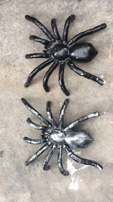 Уникальная металлическая большая пара статуэток пауков - Изображение 1 из 4