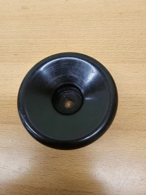 Handrad von Rückseite Deckel Fräsmaschine - Bild 1 von 3