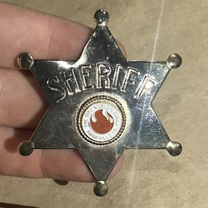 1982 WORLD'S FAIR Sherriff"s Badge KNOXVILLE TENNESSEE - Picture 1 of 9