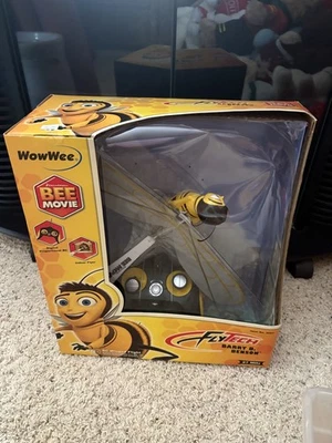 DreamWorks Bee Movie Flytech WowWee Barry RC Winged Flyer Radio Shack New 2007 - Image 1 of 2