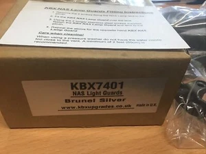 Land Rover Defender NAS-Lampenschutz hinten -Paar- Brunel Silver KBX7401 - Bild 1 von 5