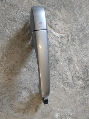 Chrysler Town & Country 2013 puerta corredera izquierda manija exterior  Foto 1 de 4