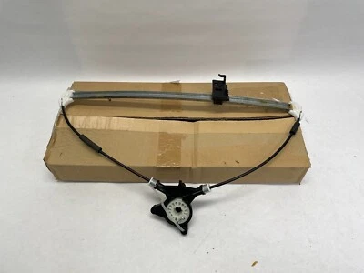 Регулятор заднего стекла водителя для Mazda CX-7 2007-2012 годов выпуска без двигателя от оригинального производителя EG21-73-590C - Изображение 1 из 4