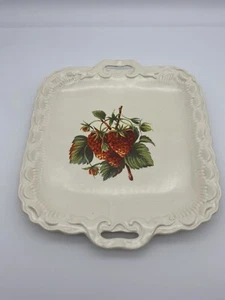 helen page strawberry motif dessert serving tray Medium Decor - Picture 1 of 7