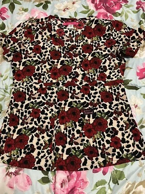 betsey johnson scrub top Floral Leopard Size XXS - Image 1 of 4