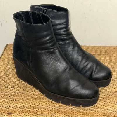 Cuñas al tobillo de cuero negro 7,5 para mujer hechas en Eslovaquia confort estilo gótico 93780 Foto 1 de 4