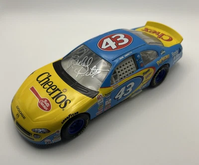 Signed Richard Petty 1:24 Hot Wheels John Andretti Car 43 Autographed 2000 - Image 1 of 4
