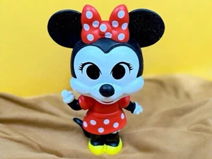 "Minnie Mouse Funko Disney Mystery Minis Mickey And Friends 3,5""" - Imagen 1 de 6