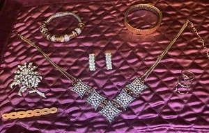 9 Piece Jewelry Lot, Copper Tone Sparkle Mixed Jewelry Collection. - Picture 1 of 24