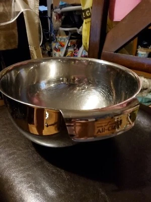 ALL-CLAD 4 Qt Stainless Steel Mixing Bowl w/Handle  10" Diameter 5" Height - Image 1 of 4