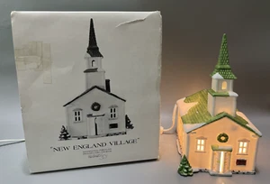 Dept 56 New England Village White Steeple Church #6530-7 Cord and Lightbulb - Picture 1 of 15