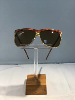 Gafas de sol vintage Laura Biagotti modelo: T-2142 OXSOL hechas en Italia Foto 1 de 4