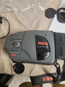 RCA Small Wonder VHS Playback Video Camcorder Model Cc176 UNTESTED - Picture 1 of 4