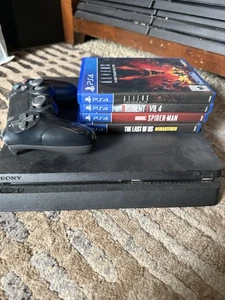 Sony PlayStation 4 Slim 500GB Heimkonsole - Schwarz Discs langsam akzeptieren - Bild 1 von 2