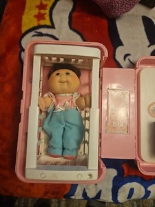 CABBAGE PATCH Love N Go Mini Doll Nursery Pink Case Kayla Karen - Picture 1 of 18