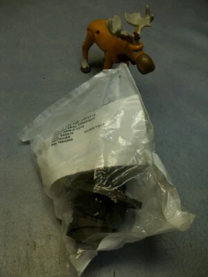 Amphenol GTC070-22-22P Circular MIL Spec Connector GT 4C 4#4 PIN RECP Size 22 - Image 1 of 4