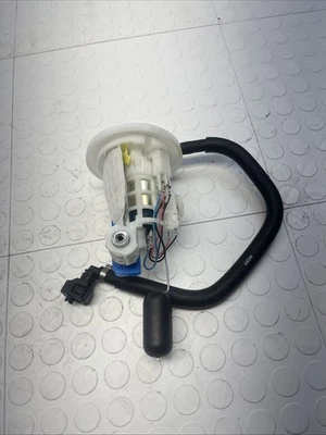 Unidad de envío de bomba de combustible y gas Yamaha R3 YZFR3 2023-2025 OEM Foto 1 de 4