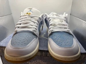 Air Jordan 1 Low SE donna 9,5 LEGGI - Foto 1 di 12