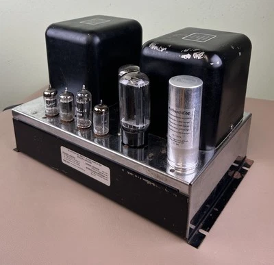 AMPLIFICADOR MONOTUBO MCINTOSH MC30 RESTAURADO NÚMERO DE SERIE TEMPRANO Foto 1 de 4