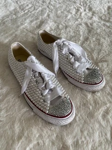 Converse All Star Bridal/Prom Pearls Rhinestones &Ribbons Sneakers Sz W10.5 M8.5 - Picture 1 of 8