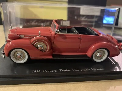 1938 PACKARD TWELVE CONVERTIBLE 1/43 CAR BY AUTOMODELLO - LIMITED ED OF 499 - Image 1 of 4