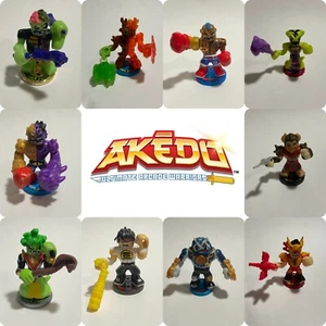 Moose Toys Legends of Akedo Warriors Figuren und Zubehör - Sie wählen - Bild 1 von 263