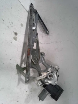 2017 Toyota Prius Left Window Regulator with Motor, 136k Miles, OEM Part Foto 1 de 4