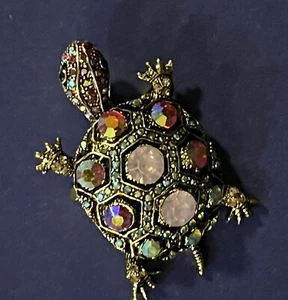 Multi-colored Rhinestone Turtle Brooch Pin on Gold Tone Metal - Picture 1 of 5