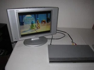 Samsung 14.75" TV Model LTN1535 S - TV/Monitor, Retro Gaming, Kitchen READ!!! - Picture 1 of 9
