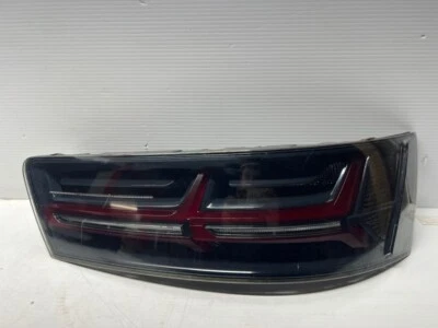 2020 AUDI Q7 S-LINE BLACK EDITION PASSENGER SIDE TAILLIGHT (RIGHT) 4M0 052 102 A - Image 1 of 4