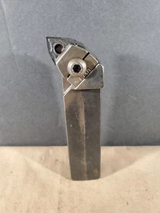 Kennametal Carbide Indexable Turning Tool Holder MWLNR164D 1" x 1" Shank 4-5/8" - Picture 1 of 2