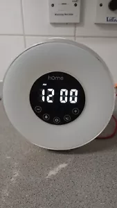 Sonnenaufgangswecker - Digitale LED-Uhr mit 6 Farbschalter und UKW-Radio - Bild 1 von 8