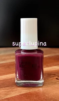 Esmalte de uñas Pure Ice TODO VAMPED OUT NUEVO tapa descolorida foto 2 Foto 1 de 3