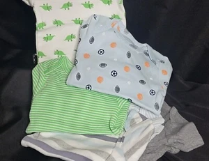 New Simple Joys by Carters NewBorn Onsies Set of 6 Baby Boy Sports Aligators - Picture 1 of 5