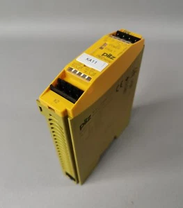 Pilz 773536 PNOZ mo4p - Picture 1 of 2